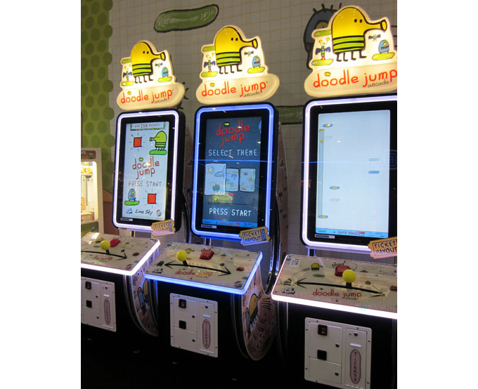 DOODLE JUMP Arcade